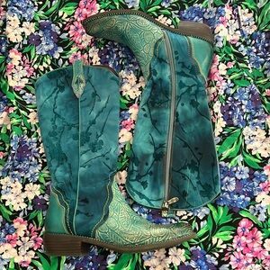 Spring Step Laretilyn Floral Boot in Turquoise Size 40 US 9